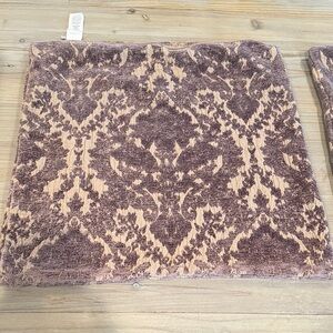 Set of Pottery barn pillow cases